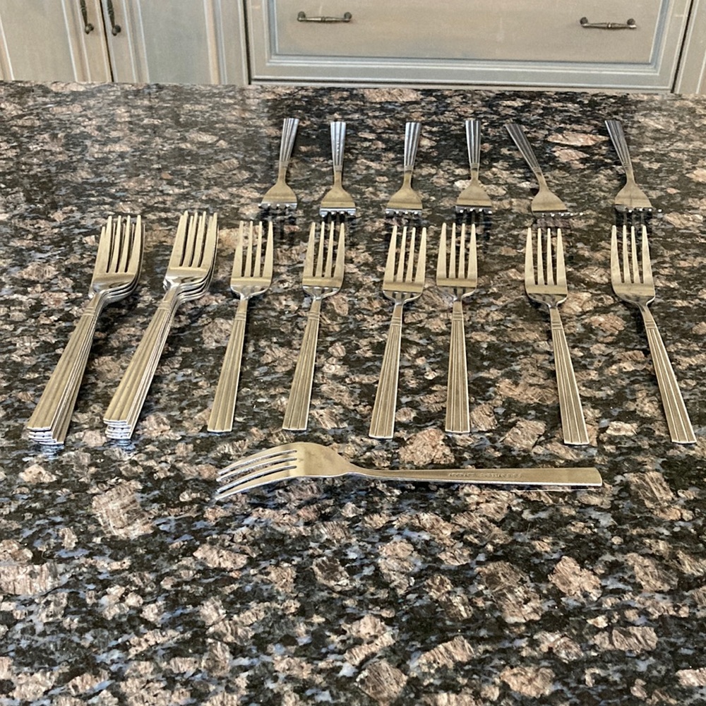 ADCRAFT VENETIAN S/S 9 DINNER FORKS SET OF 24